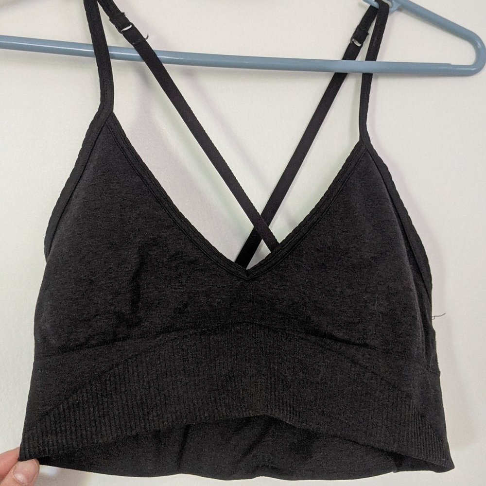 Lululemon Ebb to Street Sports Bra